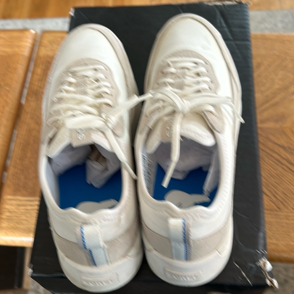 Sorel sneakers Sz 8